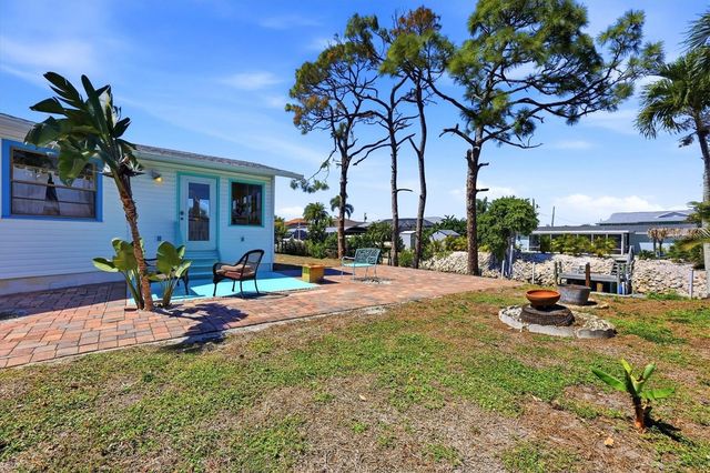 1052 KANT STREET, Englewood, FL 34224