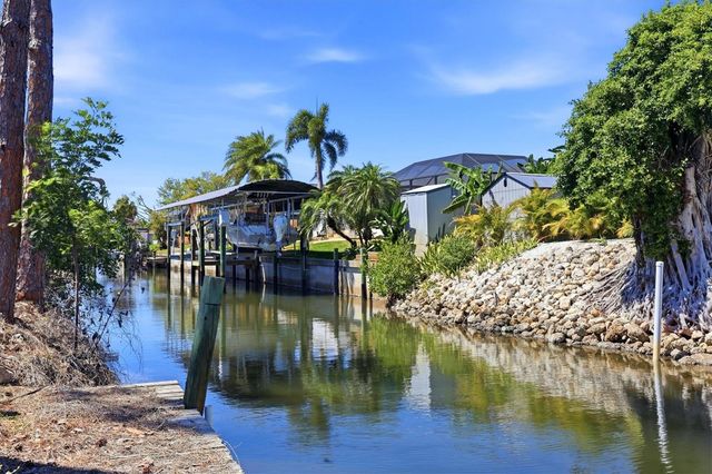 1052 KANT STREET, Englewood, FL 34224