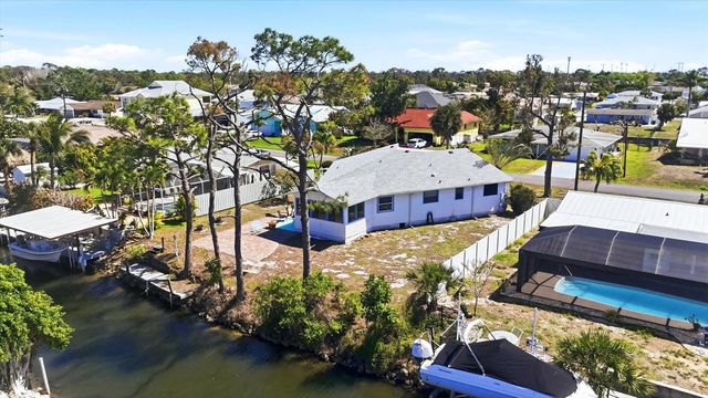 1052 KANT STREET, Englewood, FL 34224