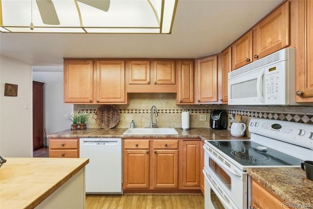 14102 E Linvale Place 101, Aurora, CO 80014