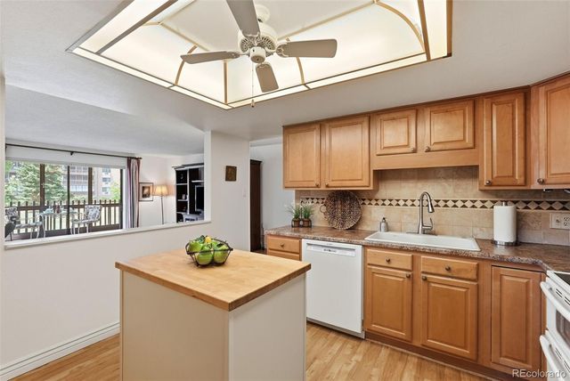 14102 E Linvale Place 101, Aurora, CO 80014