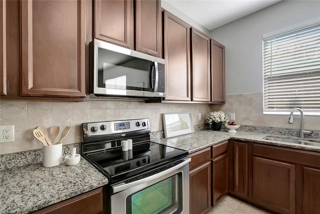 10653 PICTORIAL PARK DRIVE, Tampa, FL 33647