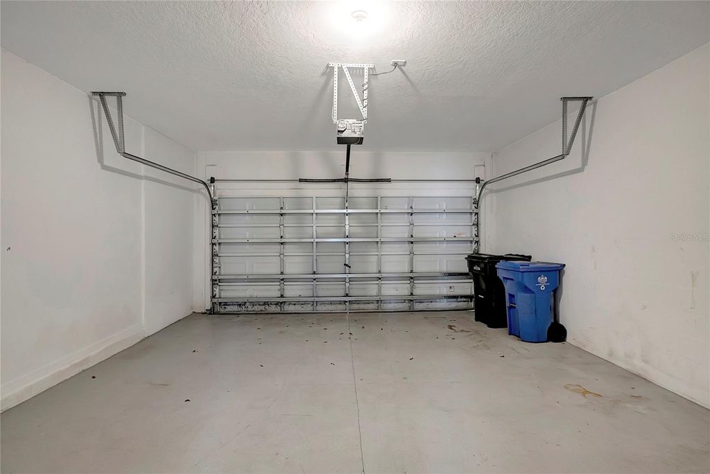 Image 25 of property listing at 10653 PICTORIAL PARK DRIVE, Tampa, FL 33647