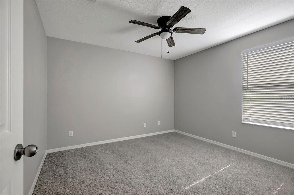 Image 40 of property listing at 10653 PICTORIAL PARK DRIVE, Tampa, FL 33647