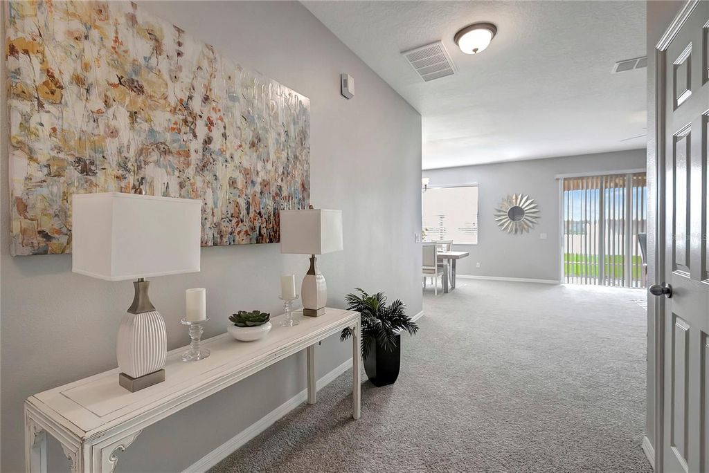 Image 7 of property listing at 10653 PICTORIAL PARK DRIVE, Tampa, FL 33647