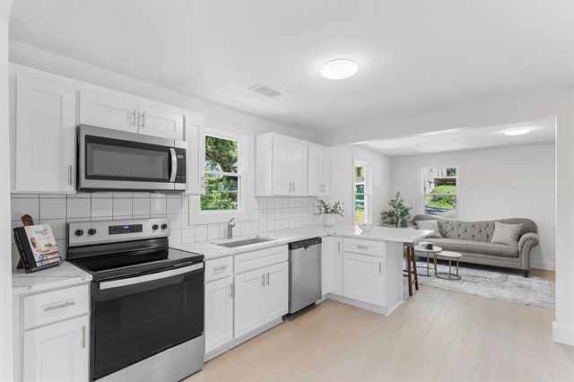 202 Loop Street, Greenville, SC 29609