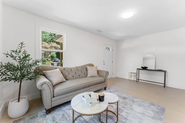 202 Loop Street, Greenville, SC 29609