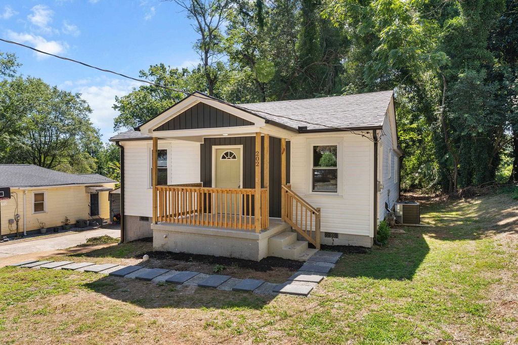 202 Loop Street, Greenville, SC 29609