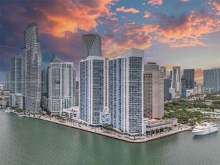 325 S Biscayne Blvd 2816, Miami, FL 33131