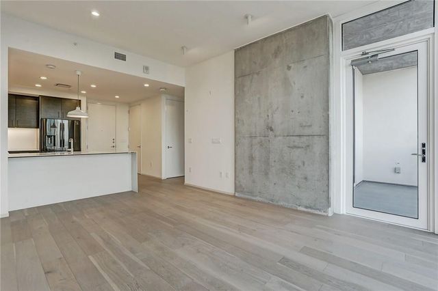 301 West Ave 2502, Austin, TX 78701