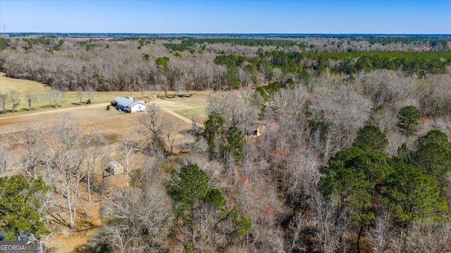 146 Mooring Road, Hawkinsville, GA 31036