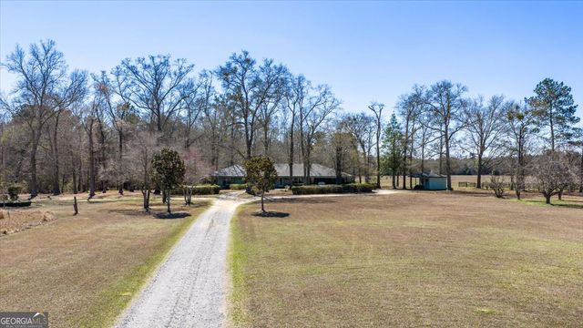 146 Mooring Road, Hawkinsville, GA 31036