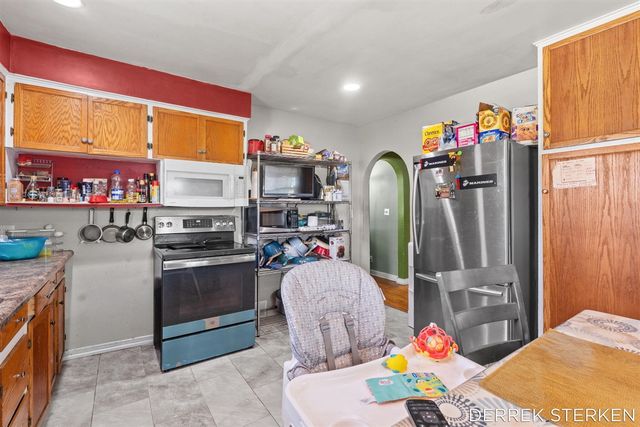 205 N Franklin Street, Zeeland, MI 49464