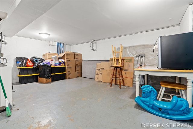 205 N Franklin Street, Zeeland, MI 49464