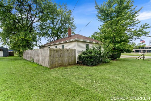 205 N Franklin Street, Zeeland, MI 49464