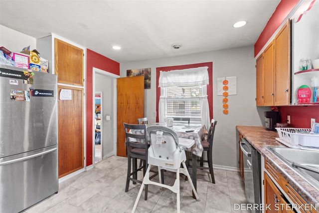 205 N Franklin Street, Zeeland, MI 49464
