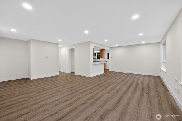 849 S Jackson Avenue, Tacoma, WA 98465