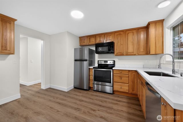 849 S Jackson Avenue, Tacoma, WA 98465