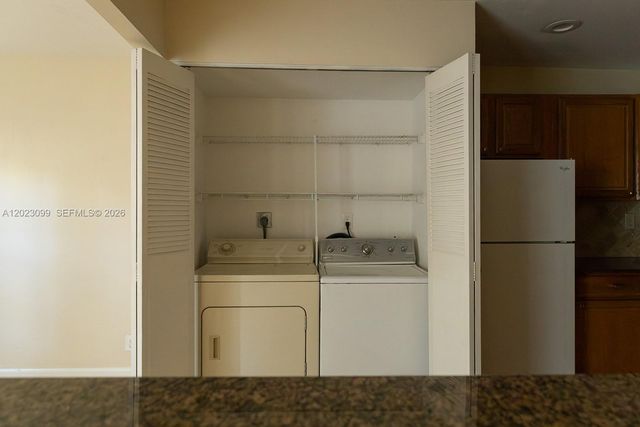 8018 SW 18th Ct 2-8, Davie, FL 33324