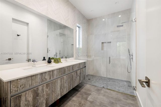 3139 Ohio St 3139, Coconut Grove, FL 33133