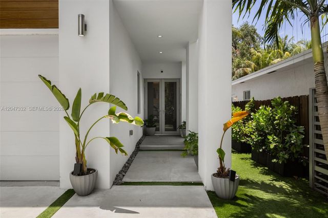 3139 Ohio St 3139, Coconut Grove, FL 33133