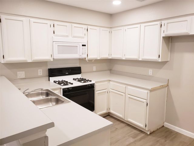 12913 Steeple Chase DR, Austin, TX 78729