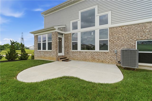 5283 Greenview Lane, Lebanon, OH 45036