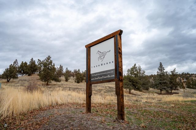 NE Discovery Loop TL9500, Prineville, OR 97754