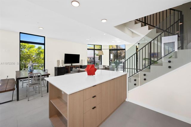 2688 SW 25th Ave. 1, Miami, FL 33133