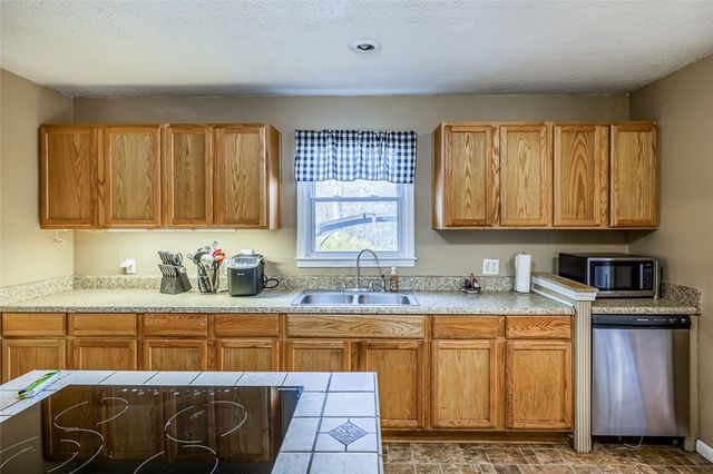 135 Cribbs Way, Easley, SC 29640