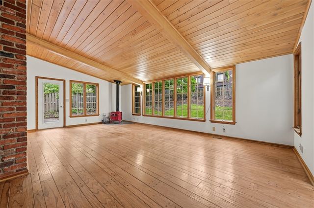 224 Thornberry Drive, Churchill Boro, PA 15235