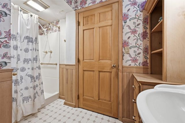 224 Thornberry Drive, Churchill Boro, PA 15235