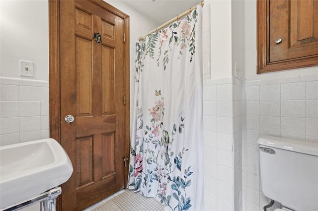 224 Thornberry Drive, Churchill Boro, PA 15235