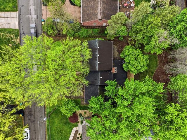 224 Thornberry Drive, Churchill Boro, PA 15235