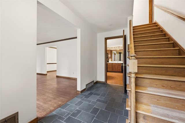 224 Thornberry Drive, Churchill Boro, PA 15235