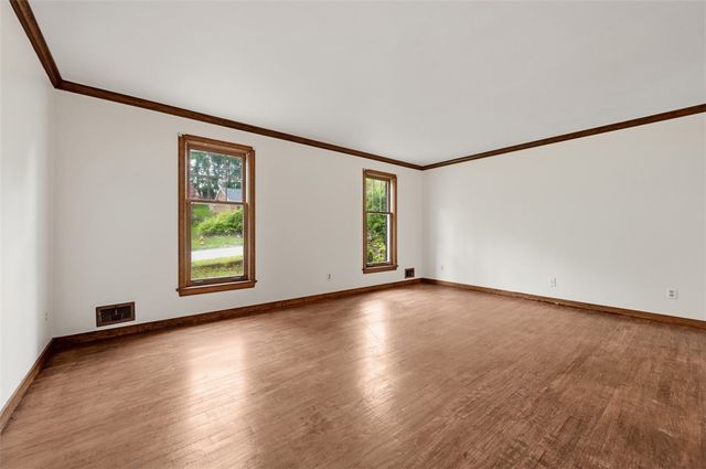 224 Thornberry Drive, Churchill Boro, PA 15235