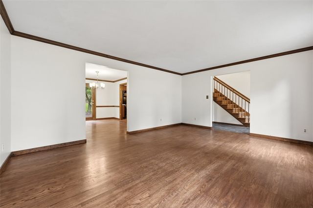 224 Thornberry Drive, Churchill Boro, PA 15235