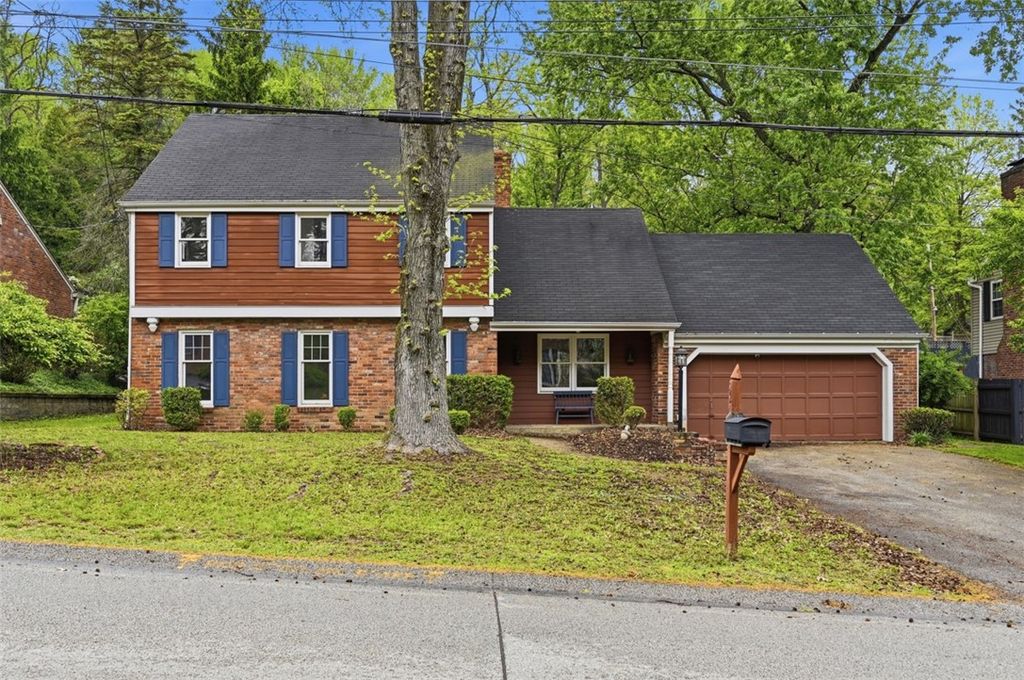 224 Thornberry Drive, Churchill Boro, PA 15235
