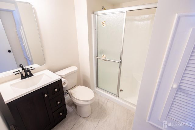 9 Bernath Street, Carteret, NJ 07008