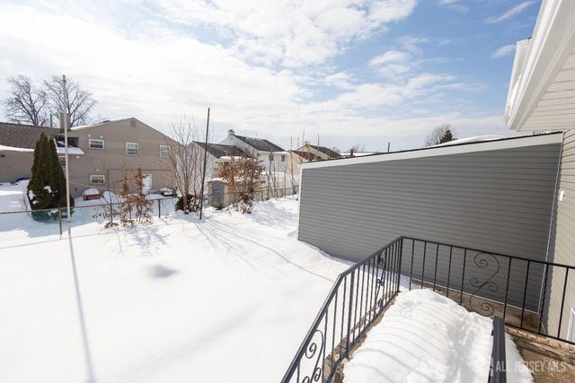 9 Bernath Street, Carteret, NJ 07008