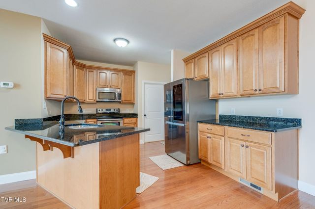 575 Boring Chapel Road Apt 21, Gray, TN 37615