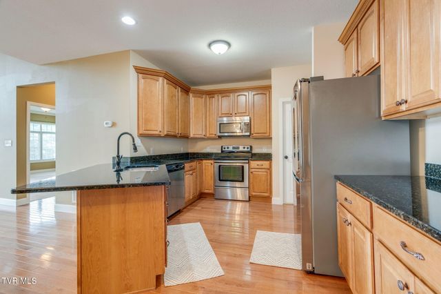 575 Boring Chapel Road Apt 21, Gray, TN 37615