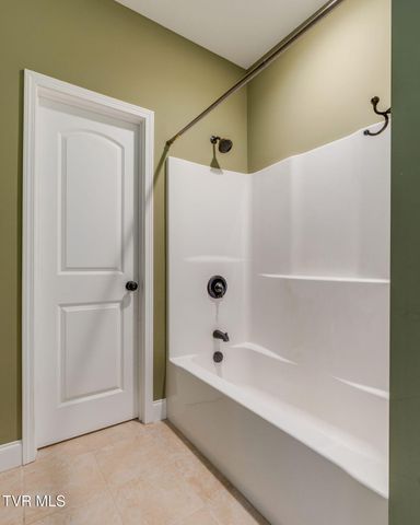575 Boring Chapel Road Apt 21, Gray, TN 37615