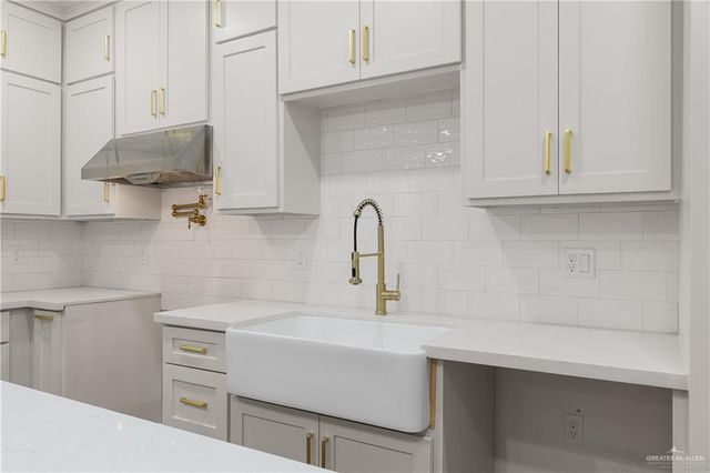 4326 Casamigos Street, Harlingen, TX 78550