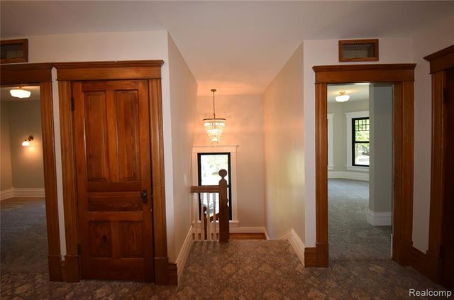 45669 Cass Avenue, Utica, MI 48317