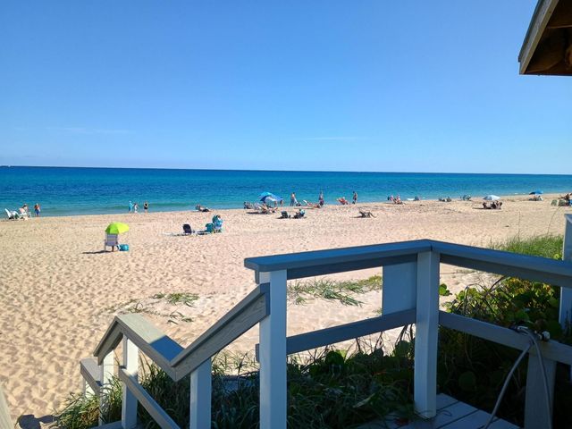 5505 N OCEAN Boulevard N 6-206, Ocean Ridge, FL 33435