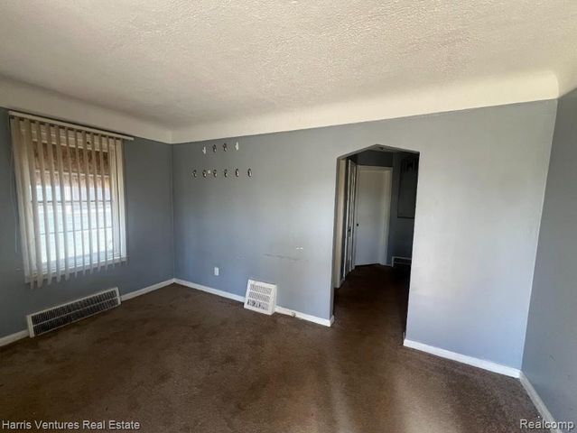 12088 Archdale Street, Detroit, MI 48227