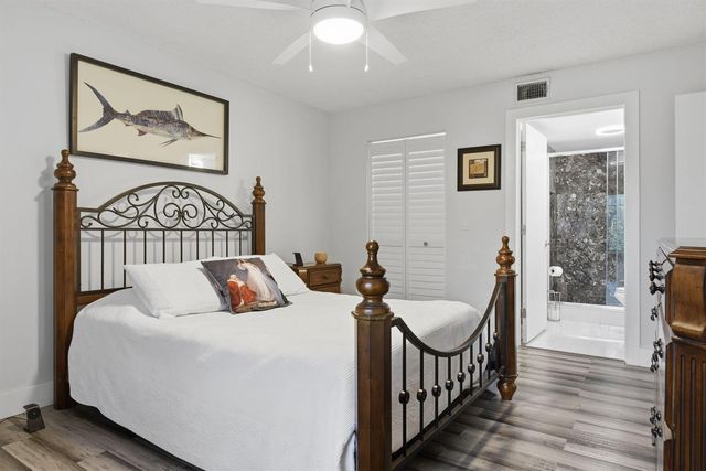 13811 Oneida Drive F2, Delray Beach, FL 33446