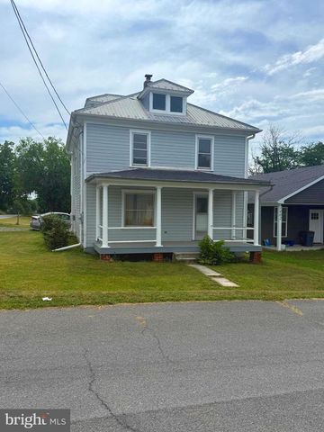 1400 WEST VIRGINIA, Martinsburg, WV 25401