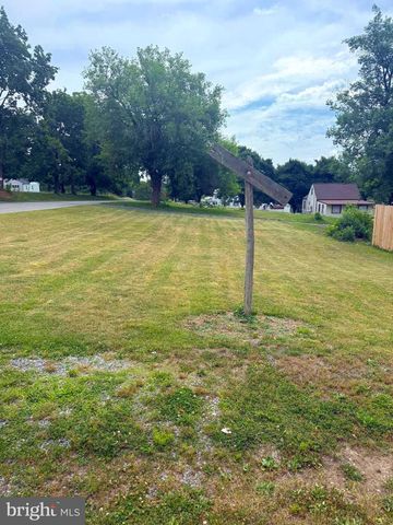 1400 WEST VIRGINIA, Martinsburg, WV 25401